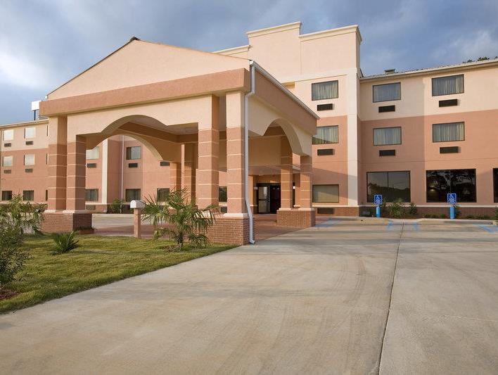 Hotel Baymont By Wyndham Mccomb Exterior foto